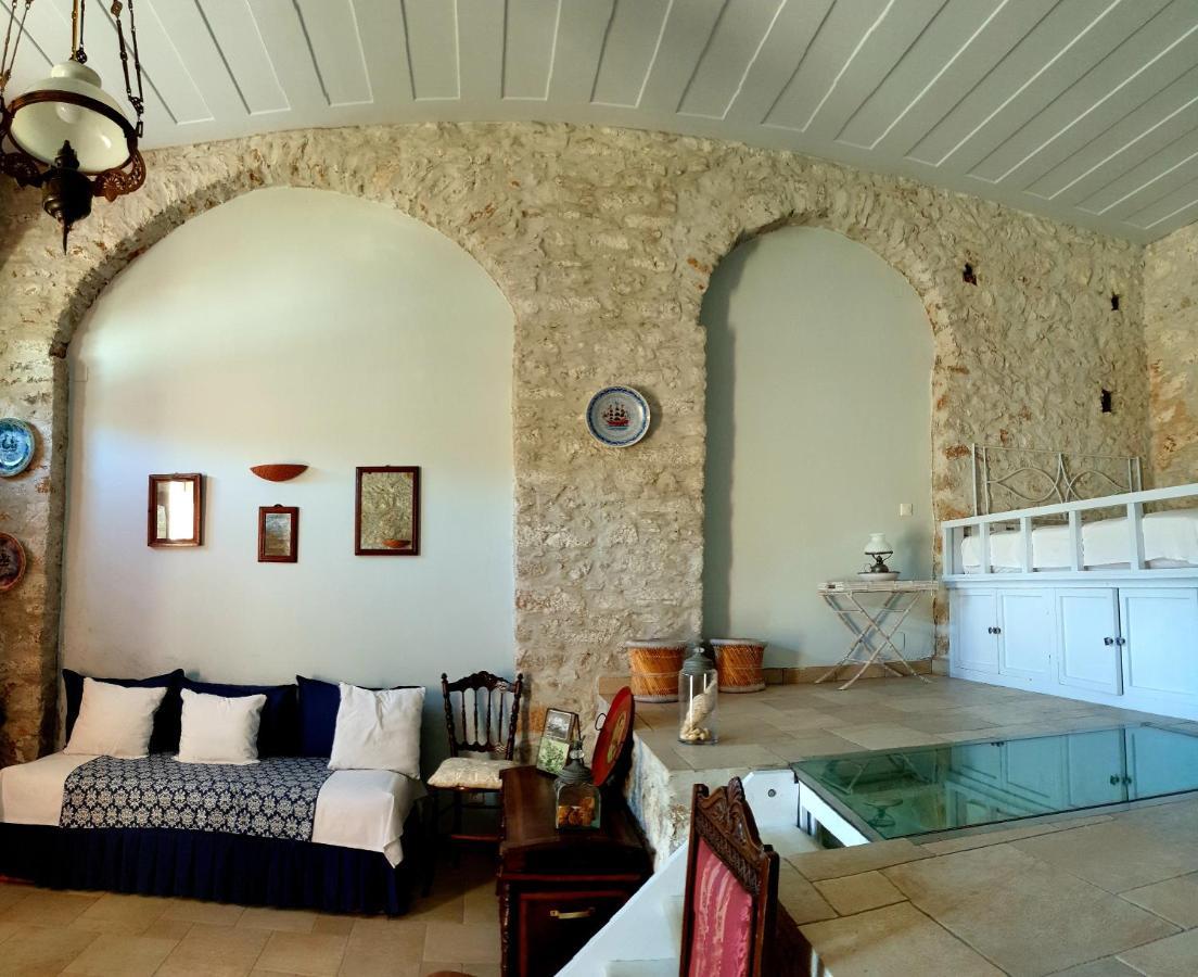 Traditional Seafront Apartment Symi Exterior photo